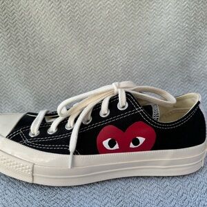 Comme de Garçon Converse - BRAND NEW